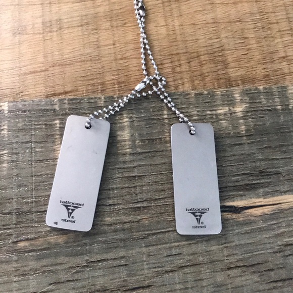 Necklace - Picture 3 of 3